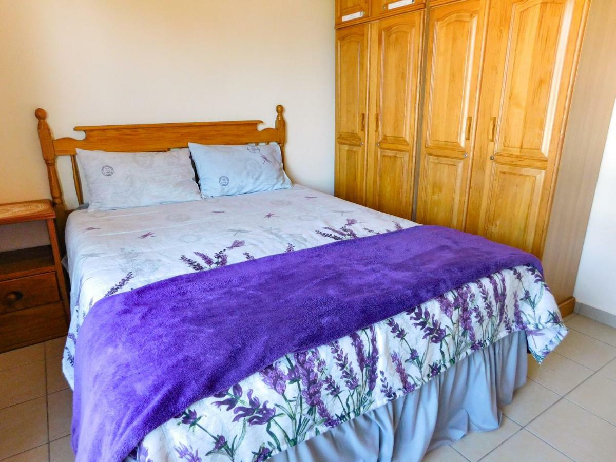 Mama Mia Cottages Oslo Beach Port Shepstone Exterior photo