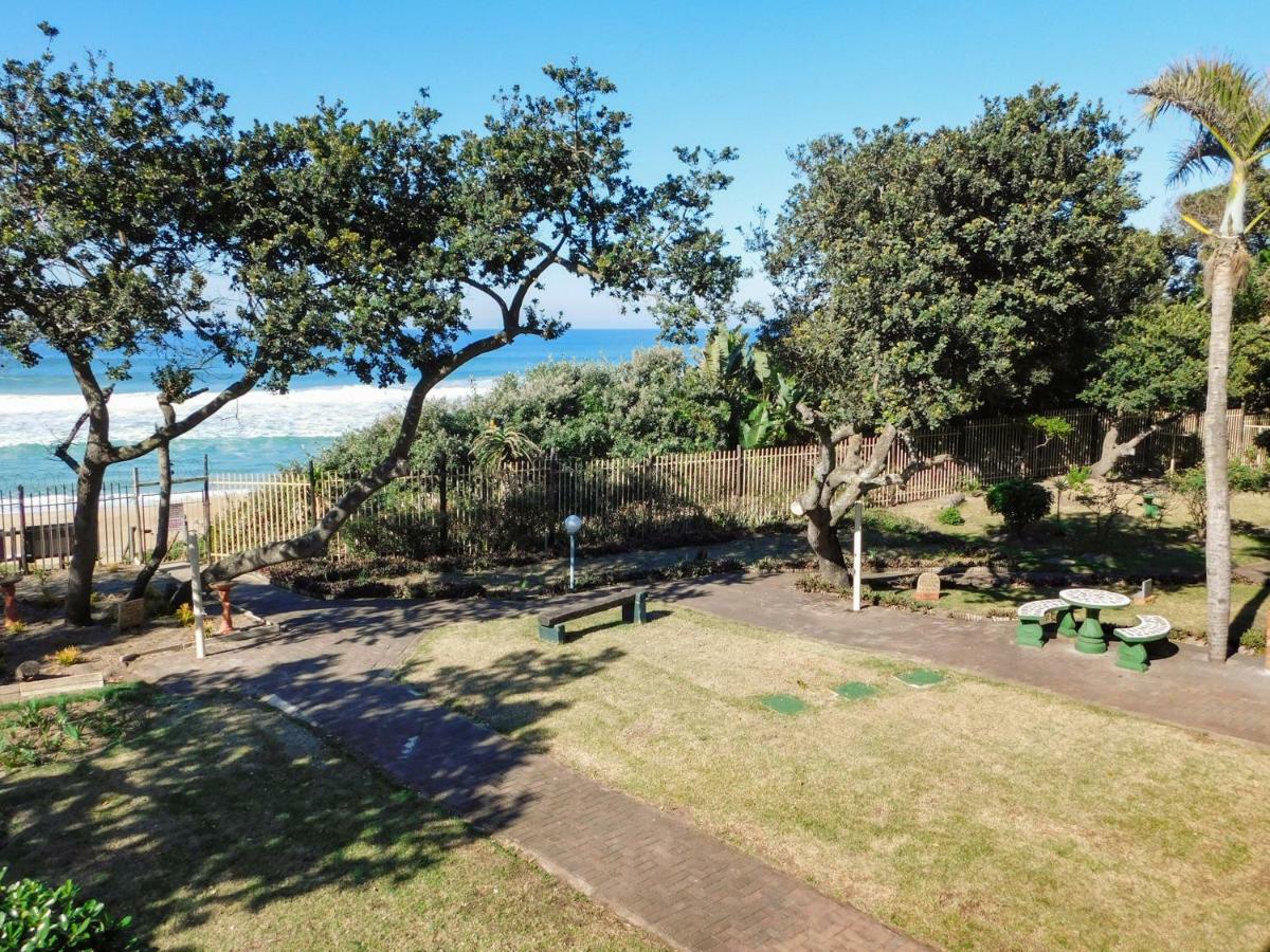 Mama Mia Cottages Oslo Beach Port Shepstone Exterior photo